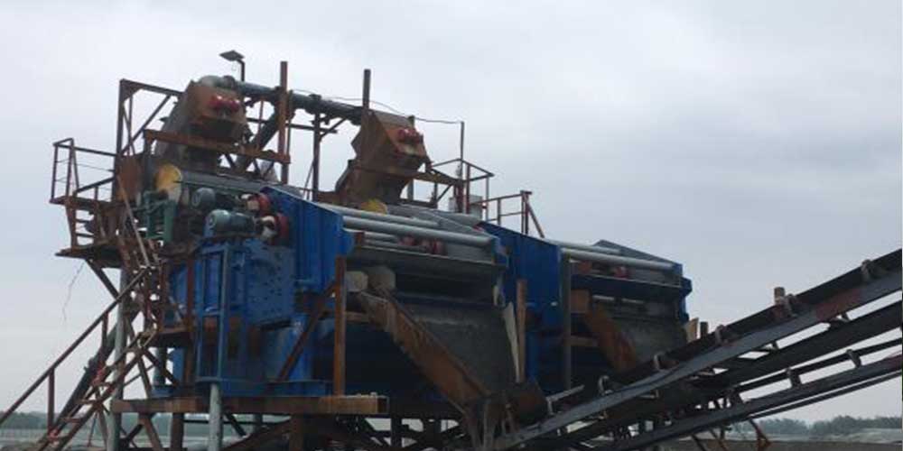 霍邱xx輪回經濟科技公司閉庫的鐵尾礦砂綜合再操縱，逐日贏利10萬元